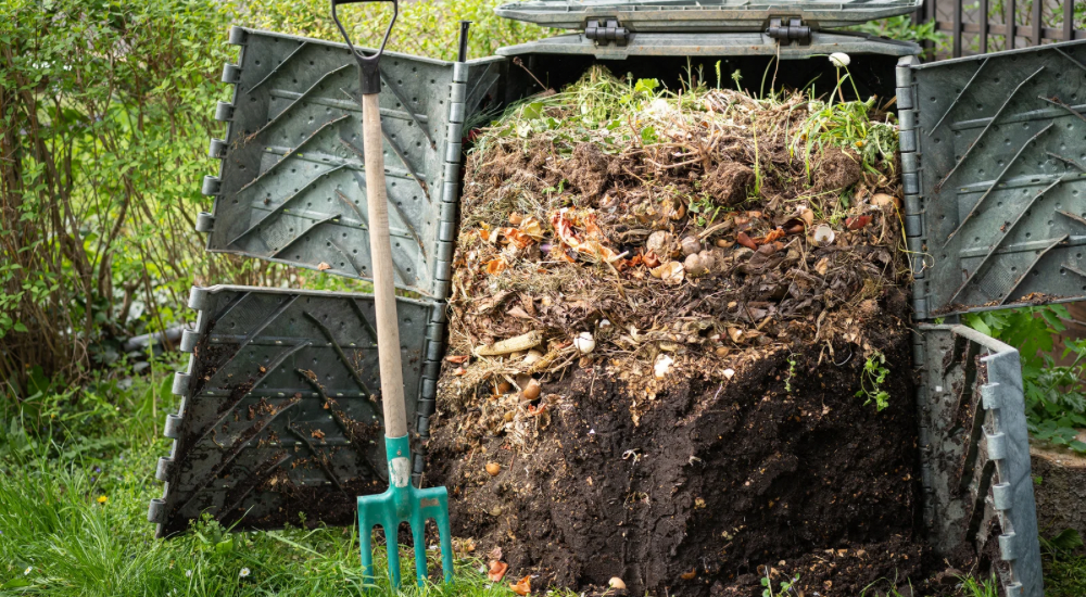 Salisbury Greenhouse-Sherwood Park-Alberta-Improving Your Soil This Fall For Better Results Next Seaso-Compost