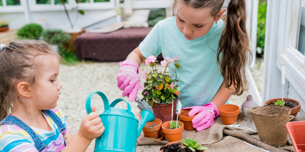 Salisbury Greenhouse-Sherwood Park-Alberta-Indoor Gardening-children planting seeds in pots 