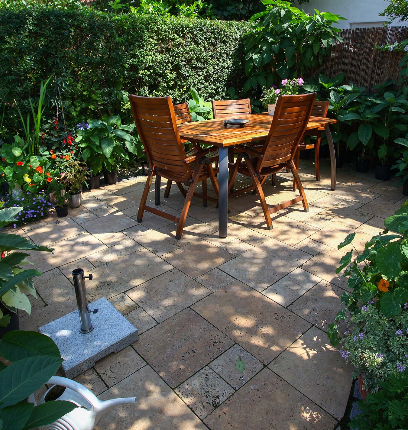 Salisbury Greenhouse outdoor rooms _ patio furniture
