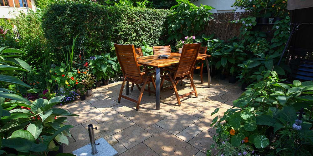 Salisbury Greenhouse outdoor rooms _ patio furniture