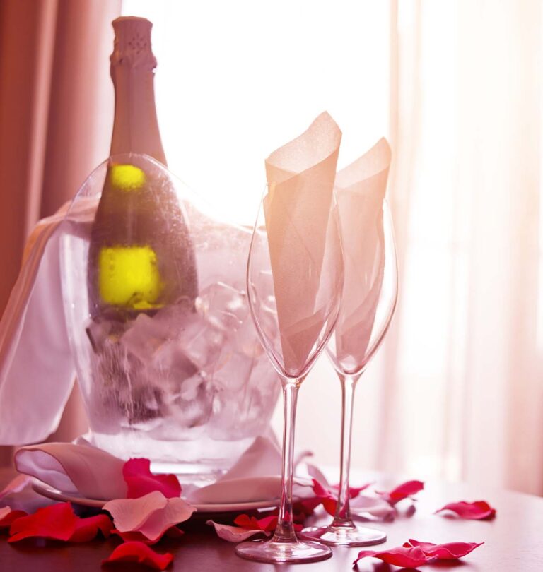 salisbury greenhouse empty champagne flutes